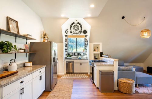 Arroyo Grande House | Private Guest Unit*Alpacas*Sleeps 5