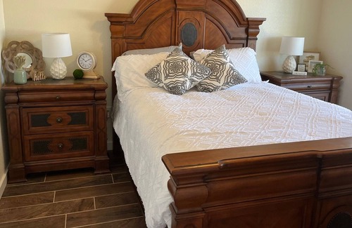 Center Point House | Private Hill Country retreat with amazing scenic views.