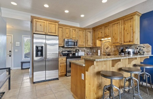 Ogden Condo | Private Hot tub, 10 min to Snowbasin Resort LS 31