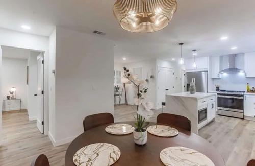 North Clairemont House | Private house 15 minutes to all beaches and landmarks in San Diego!