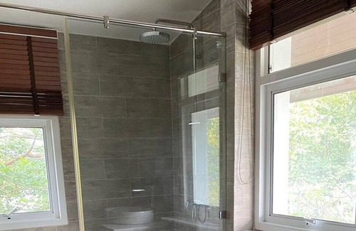 Khanong Phra House | Private House surrounding with nature - 5 min to Bonanza Exotic Zoo