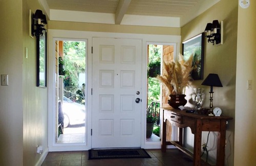 Warrenton Cottage | Private Lake Front Cottage with Dock and Amazing Views