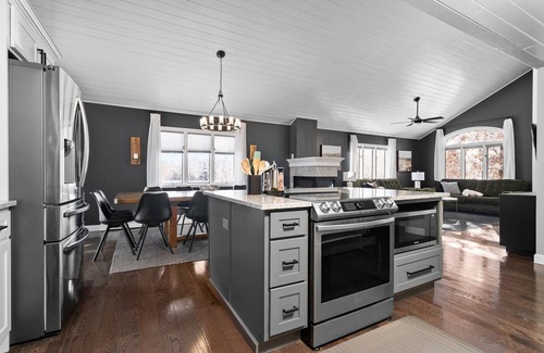 Gaylord House | Private Lodge, Sleeps 22, Near Boyne, Indoor Heated Pool, 10 Acres,Game Rms,Pets