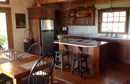 Fredericksburg Cabin | Private Luxury and Incredible Views just 5 Minutes from Downtown Frederickbsurg