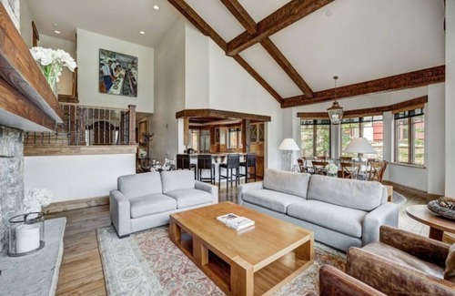 Vail House | Private, luxury Gore Creek 5BR in Lionshead - hot tub, walk to lift & mtn views!