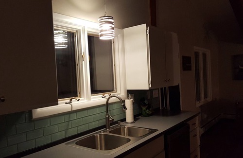 Grandy House | Private mid century lakehouse with stunning views/direct lake access