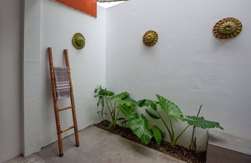 Praslin Island Apartment | Private Mini Pool + Free Wifi + Outdoor Shower at la Pointe Beach Huts