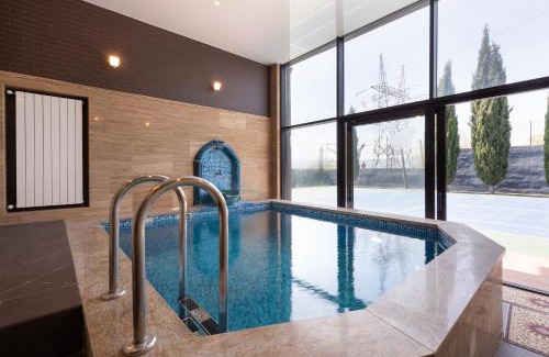 Tbilisi Villa | Private Modern Villa with Tennis court