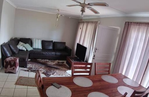 Port Edward House | Private not for public