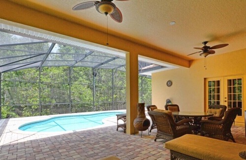 Calabria House | Private Oasis w/Pool & Spa, Great Location, Pool Table, Free Wifi, Close to Restaurants, Shopping and Theme Parks!