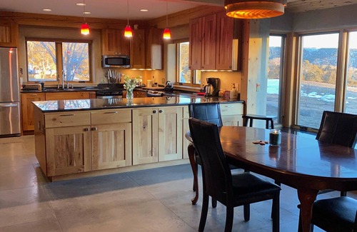 Cedaredge House | Private Orchard Retreat on 7 acres