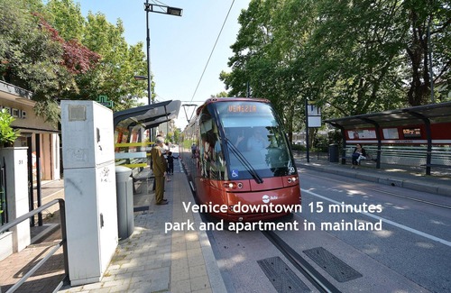 Mestre Apartment | PRIVATE PARK-15minDOWNTOWN, 4 pax, aircond