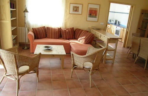 Conil de la Frontera House | Private pool, beautiful garden, 3 bathrooms, gas central heating for winter - Casa Olivos -