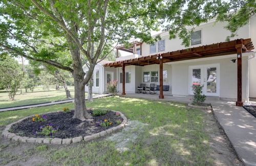 Kemp House | Private Pool & Guest House: Spacious Kemp Home!