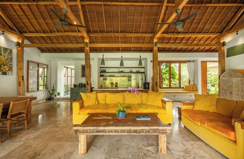 Kutuh Kaja Villa | Private Pool Villa in ubud with Jungle View