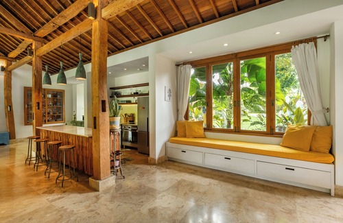 Kutuh Kaja Villa | Private Pool Villa in ubud with Jungle View