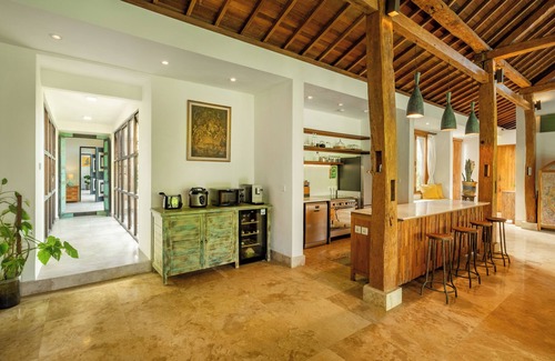 Kutuh Kaja Villa | Private Pool Villa in ubud with Jungle View