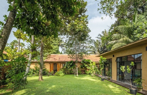 Kutuh Kaja Villa | Private Pool Villa in ubud with Jungle View