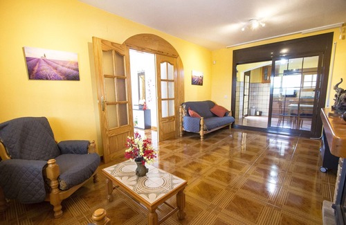 Sils Villa | Private pool with access to BCN and Costa Brava!