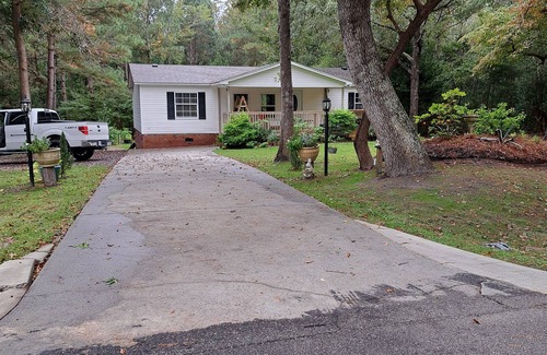 Shallotte House | Private property home that is 10 minutes away from the nearest beach.