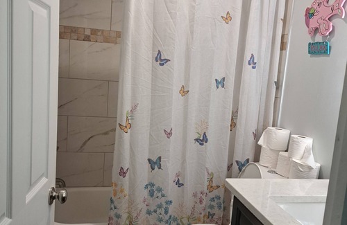 Shallotte House | Private property home that is 10 minutes away from the nearest beach.