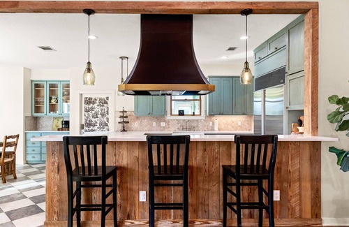 Kyle House | Private Ranch-Chef's Kitchen-King Bed-Large Pool-heated for additional charge