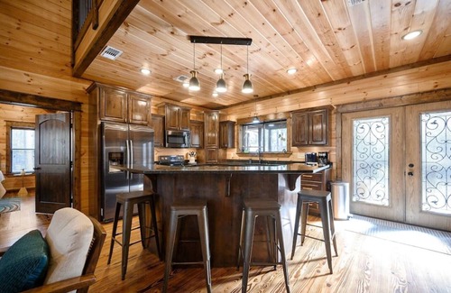 Broken Bow Cabin | Private, RARE salt water pool, Interactive Game Room, Outdoor Playset