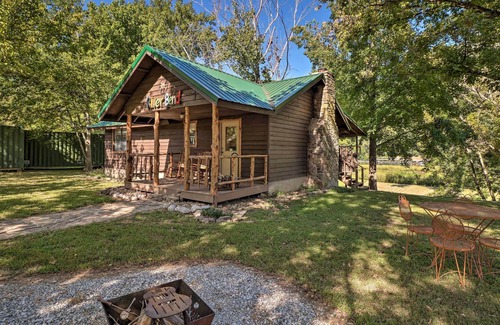 Boswell Cabin | Private Riverfront Cabin with Ozark Mountain View!