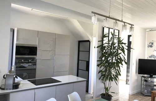 Quartier Beauregard-Boufflers-Buthegnemont-Boudonville Bed & Breakfast | Private room in a guest house on the garden side