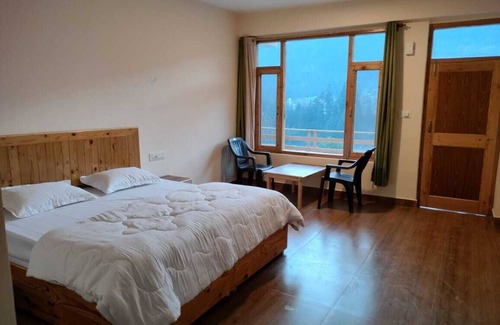Vashist Other | Private Room in Manali, Mountain and River view Near Manali-4