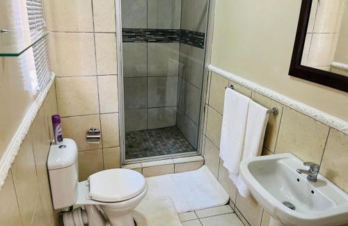 Rustenburg Apartment | Private room in Rustenburg