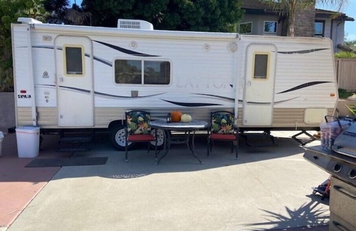 Bonita Long Canyon House | Private RV in the backyard Oasis