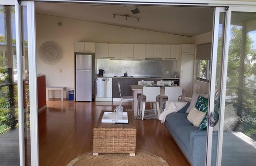 Casuarina Villa | Private self-contained Beachshack
