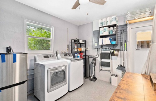 Southgate House | Private single family home in great location. Close to downtown and beaches.