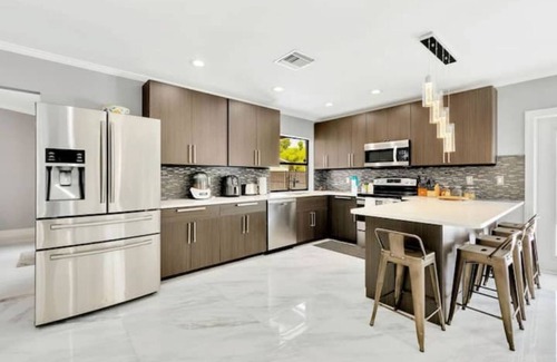 Sandalfoot Cove House | Private spa, Jacuzzi, Heated pool. ultimate relaxation