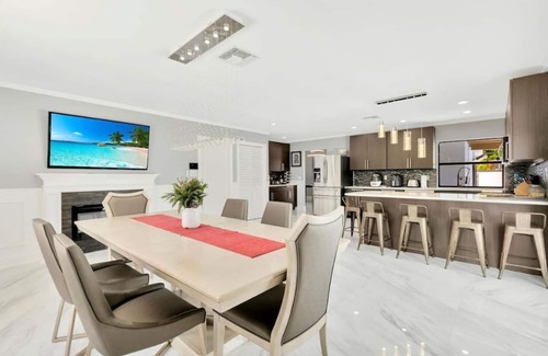 Sandalfoot Cove House | Private spa, Jacuzzi, Heated pool. ultimate relaxation