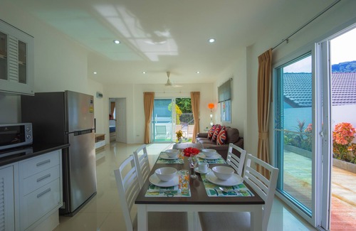 Chalong Villa | Private Star Pool Villa 2 Bedrooms