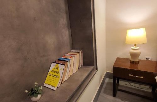 F-8 Sector Apartment | Private Suite with Private Entrance - Self Check in - F-8 - Private Parking