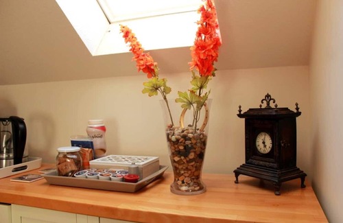 Maple Creek House | Private top floor of house.