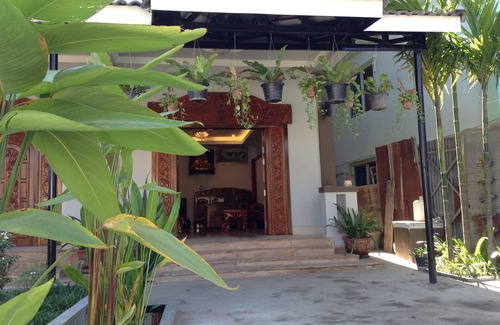 Siem Reap House | Private Villa next to Pubstreet