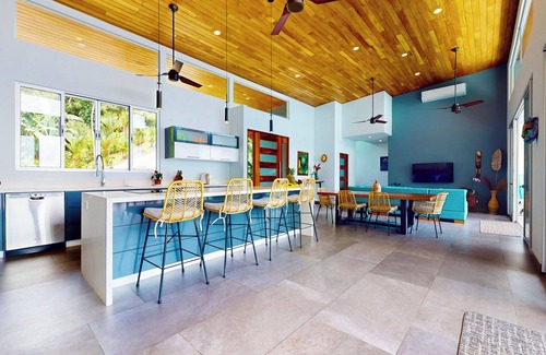 Ballena Villa | Private Villa Oro Verde, ocean view, luxury