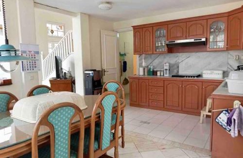 Citaringgul Villa | Private Villa with Swimming Pool