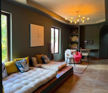 Ciudad Colon Villa | Private Wellness Home Sauna, Jacuzzi &Cold Plunge