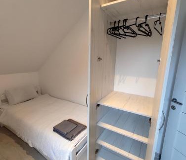 Surcin House | Privatna soba Marijana-Olja