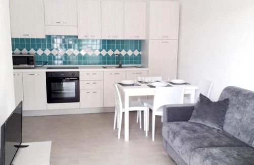 Trinita d'Agultu e Vignola Apartment | Provided one-bedroom ground floor apartment a stone's throw from the sea, in a lively and serviced area