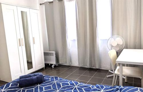 Oak Park House | *Promo!* 2-Min to Train Station!