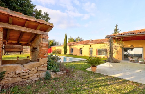 Lavaur House | PROPERTY IN THE COUNTRYSIDE Toulouse 30 mn Swimming pool and exceptional view