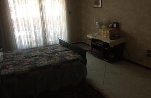 Belvedere House | Property located in a quiet area close to the train station and town