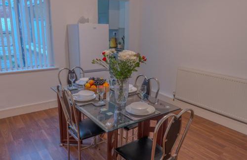 Leicester House | Property Malak Homes - Ruby House
