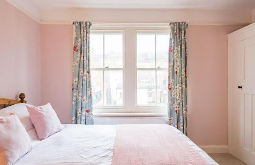 Hythe House | Prospect Cottage by Bloom Stays